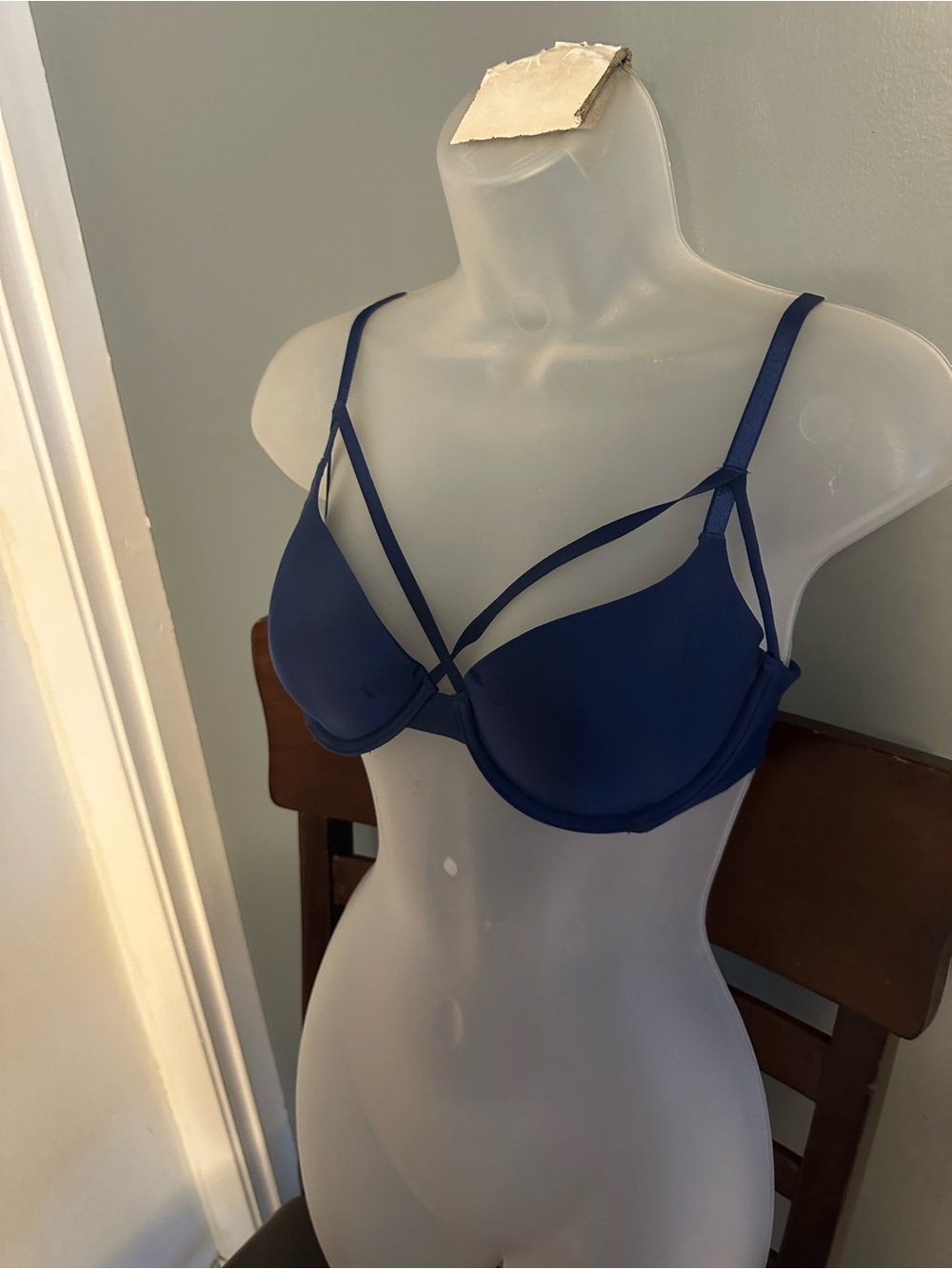 Victoria's Secret Navy Strappy Underwire Bra